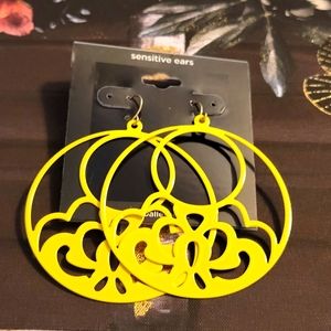 Sensitive Ears So Yellow Earrings